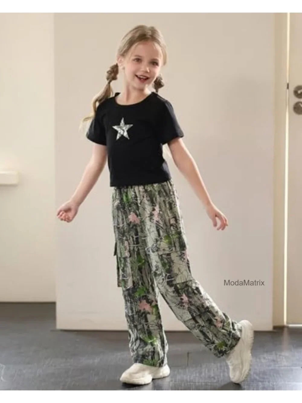 Girls 2-Piece T-Shirt & Wide-Leg Cargo Pants Set with Pockets